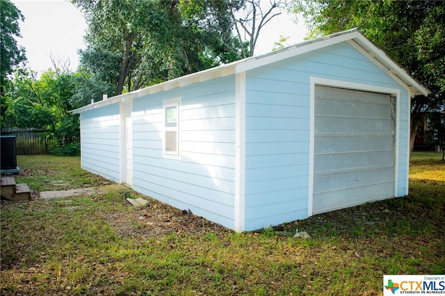 view of outdoor structure