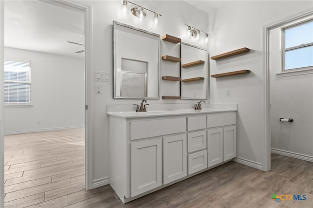 bathroom with vanity