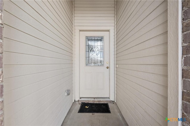 view of entrance to property