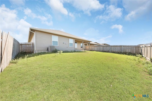 813 Indigo Way, Seguin, TX 78155 - view of back of property
