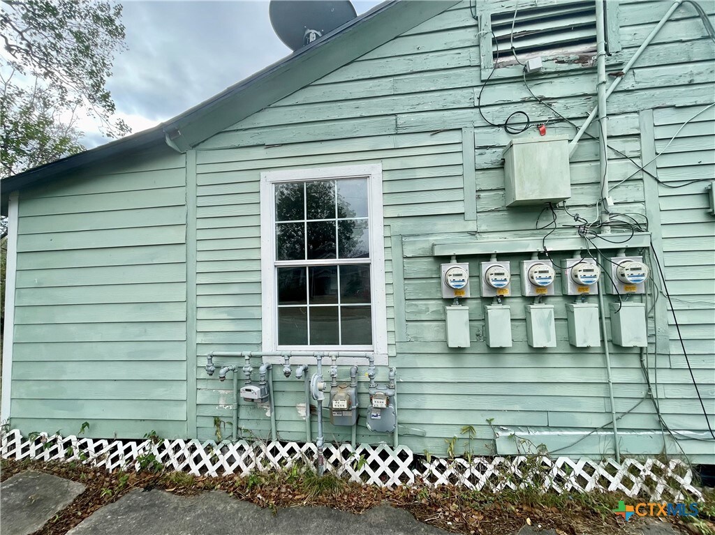 view of side of home