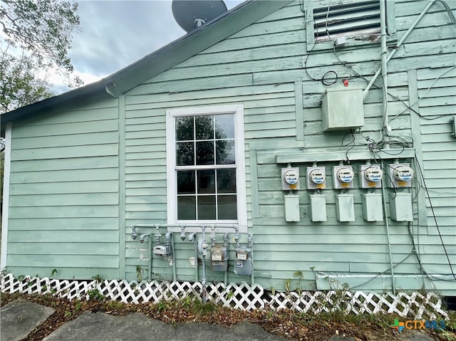 view of side of home