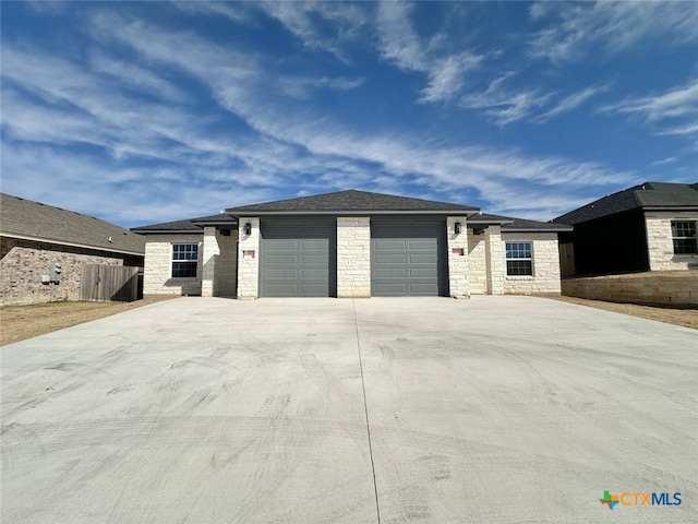 view of front facade with a garage