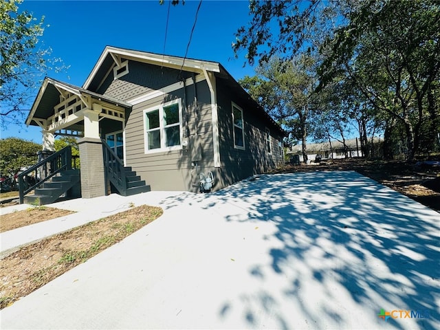 view of front of house