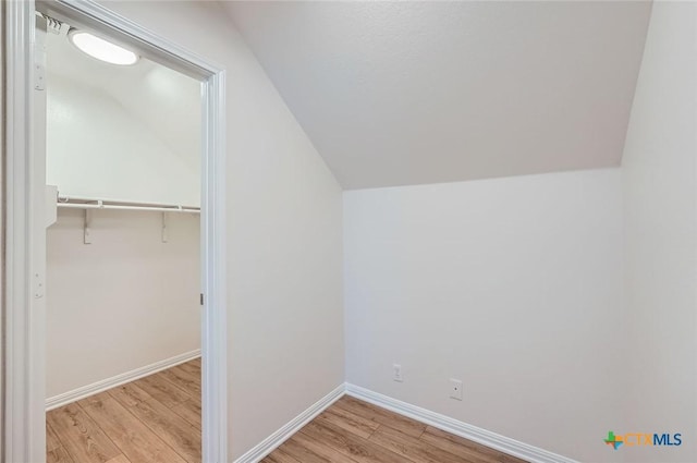 2033 Northview Dr, San Marcos, TX 78666 - bonus room with wood finished floors and lofted ceiling