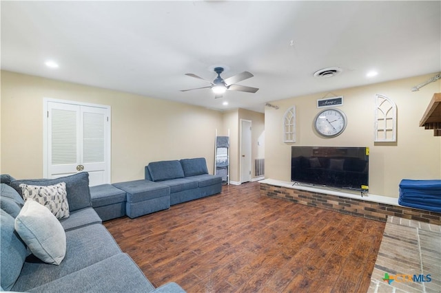 204 W Johnson St, Cuero, TX 77954 - living area featuring recessed lighting, a ceiling fan, and wood finished floors