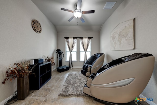 sitting room with ceiling fan