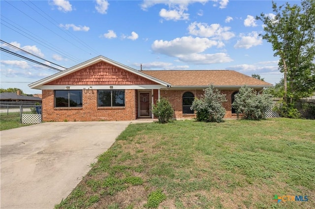 101 E Hogan Dr, Copperas Cove, TX 76522 - single story home featuring driveway and brick siding