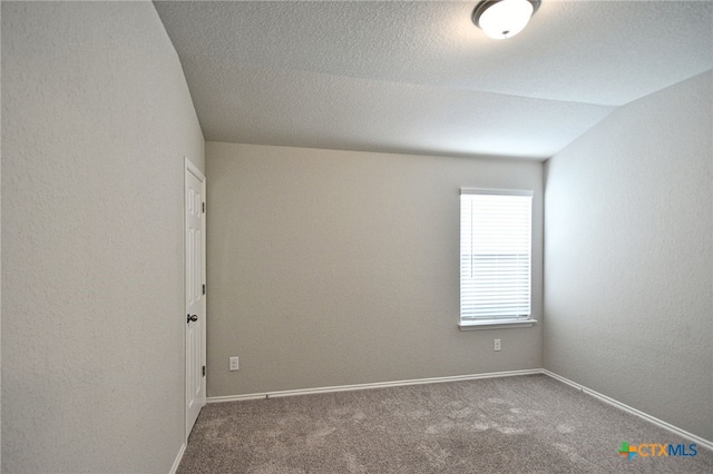 475 Autumn Leaf Dr, New Braunfels, TX 78130 - carpeted empty room with baseboards