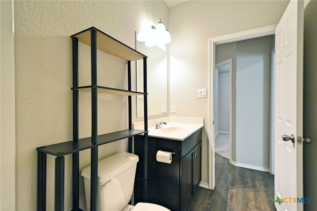 475 Autumn Leaf Dr, New Braunfels, TX 78130 - bathroom with wood finished floors and vanity