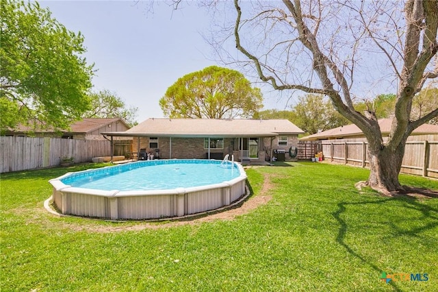118 Byron Ln, Victoria, TX 77901 - view of swimming pool with a fenced backyard