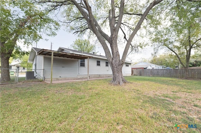 605 Beacon St, Cuero, TX 77954 - photo 17