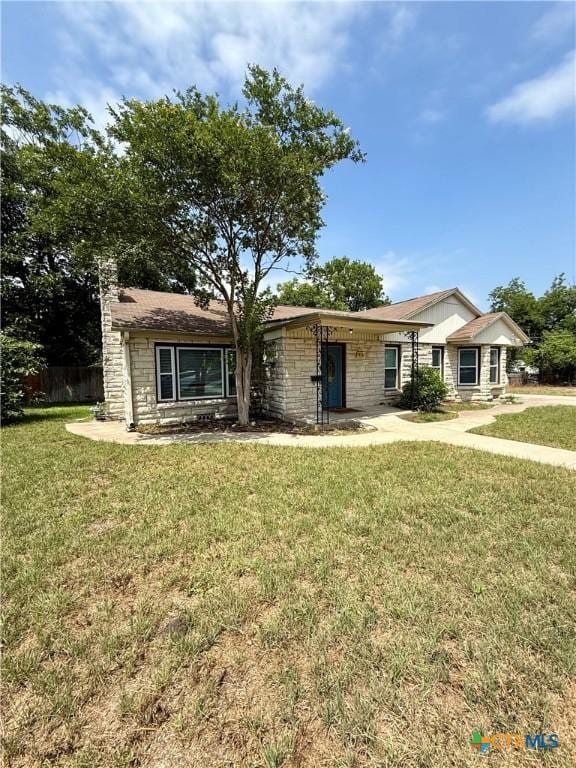416 W Thompson Ave, Temple, TX 76501 - view of front of home featuring stone siding