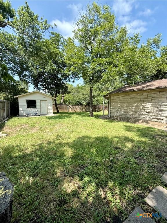 416 W Thompson Ave, Temple, TX 76501 - photo 37