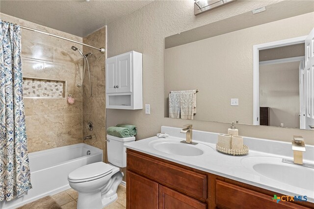 12530 Crockett Way, San Antonio, TX 78253 - bathroom with shower / bath combination with curtain and double vanity