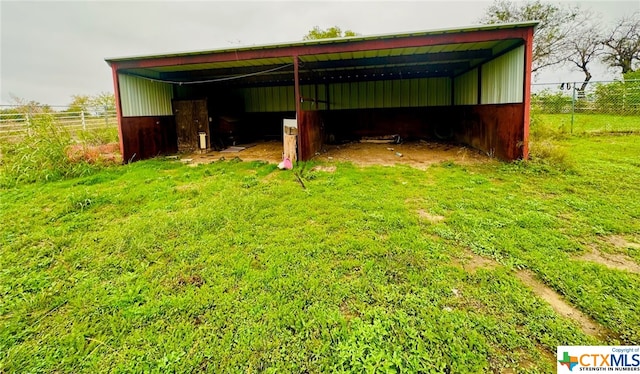 7820 Moccasin Bend Rd, Gatesville, TX 76528 - view of pole building with a detached carport