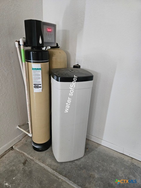 view of utility room