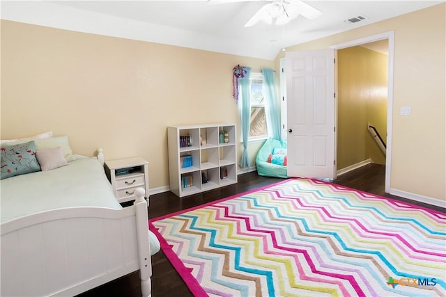 335 Mill Run, New Braunfels, TX 78132 - bedroom with lofted ceiling, wood finished floors, and ceiling fan
