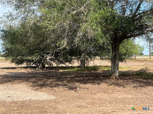 25027 N US Highway 77, Yoakum, TX 77995