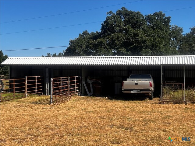 view of outdoor structure