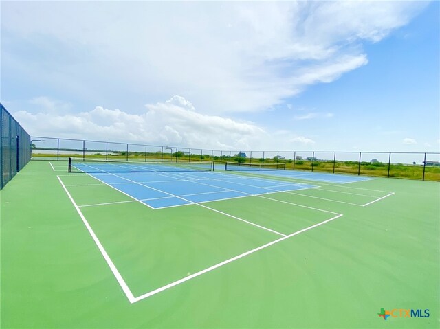 2936 Hammock Ct, Palacios, TX 77465 - photo 8