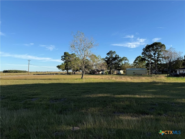 Listing photo 3 for 201 Michael St, Inez TX 77968