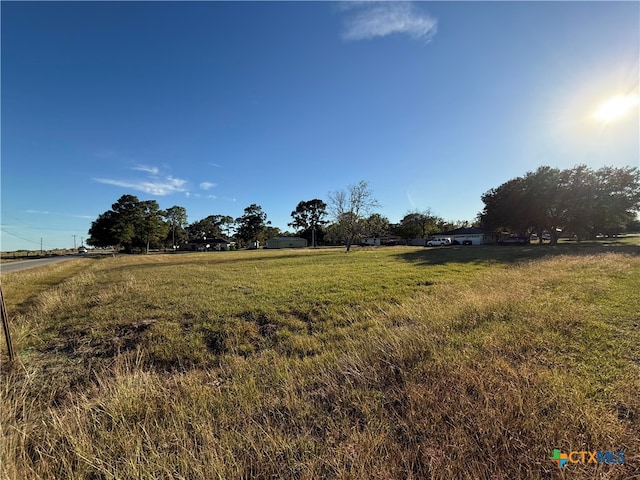 Listing photo 2 for 201 Michael St, Inez TX 77968