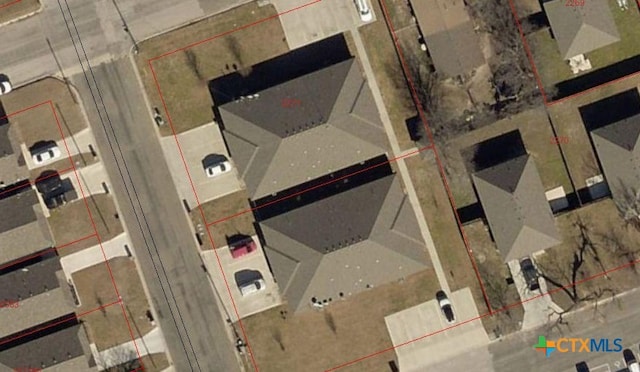 801AND803 S Live Oak St, Lampasas, TX 76550 - aerial overview of property's location with property parcel outlined