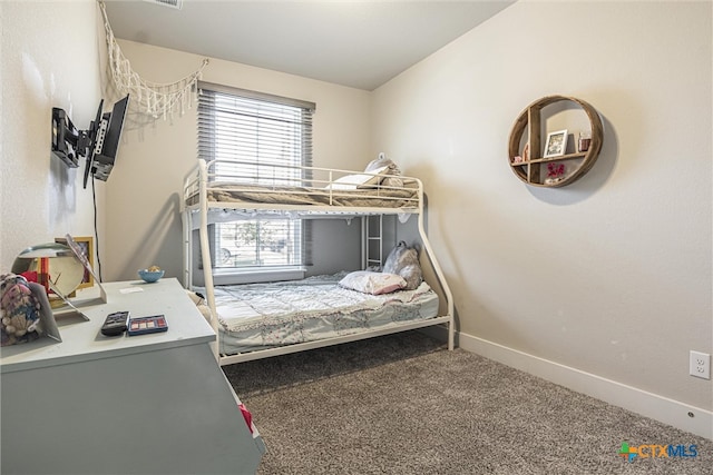 bedroom with carpet flooring