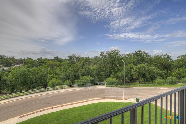 605 Creekside Cmn, New Braunfels, TX 78130 - photo 10