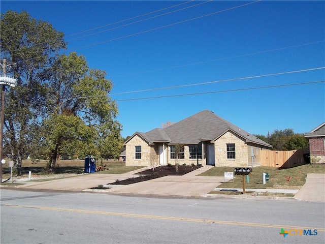 view of front of house