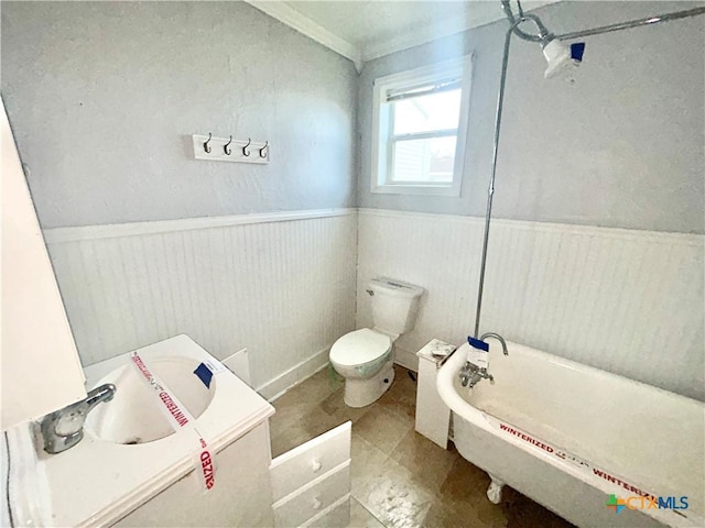 502 E Live Oak St, Cuero, TX 77954 - bathroom featuring toilet and a bath
