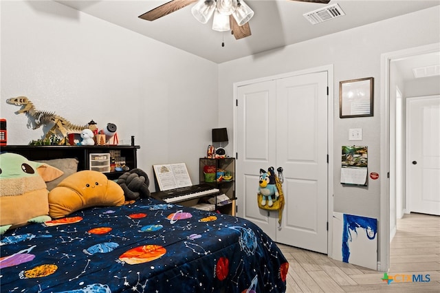 2823 Pistoia Trl, Temple, TX 76502 - bedroom featuring a closet, a ceiling fan, and light wood-style floors