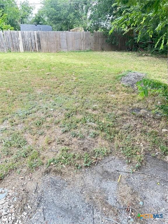 1108 S 47th St, Temple, TX 76504 - view of yard