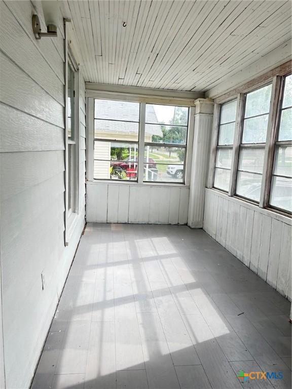 1108 S 47th St, Temple, TX 76504 - unfurnished sunroom featuring healthy amount of natural light