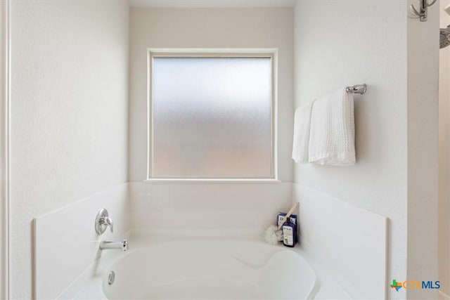 2407 Freddie L Nichols Sr Dr, Harker Heights, TX 76548 - full bathroom featuring a garden tub