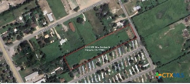 2213 SW Ben Jordan St, Victoria, TX 77901