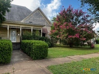 712 W 3rd St, Mcgregor, TX 76657 - photo 2