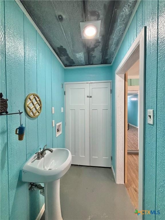 1208 W Adams St, Port Oconnor, TX 77982 - bathroom with concrete flooring and a sink