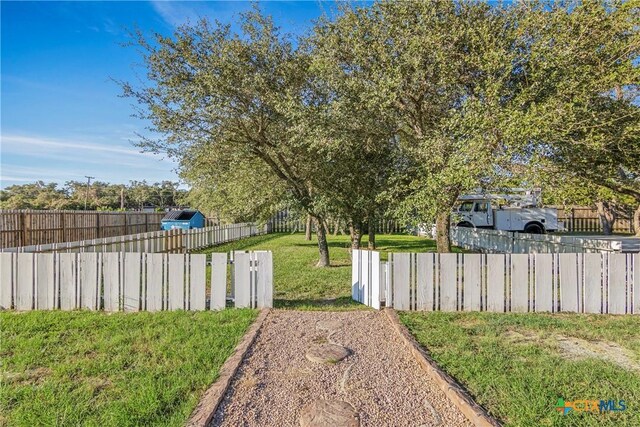 114 Lavaca Cir, Rockport, TX 78382 - photo 46