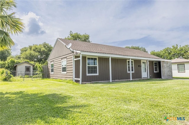 123 Burnet St, Port Lavaca, TX 77979 - ranch-style home featuring board and batten siding and a porch