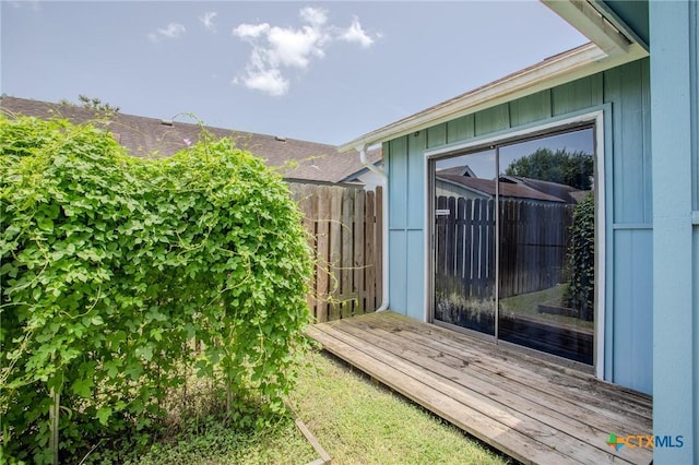 505 Cabana Dr, Victoria, TX 77901 - view of yard featuring a wooden deck