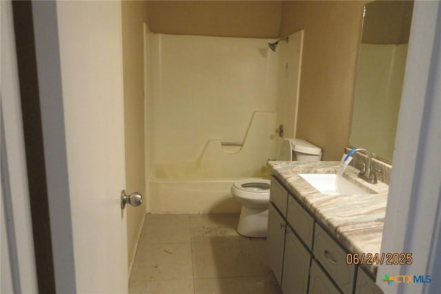 2101 Stagecoach Trl, Temple, TX 76502 - bathroom featuring vanity, tile patterned floors, and shower / bathtub combination
