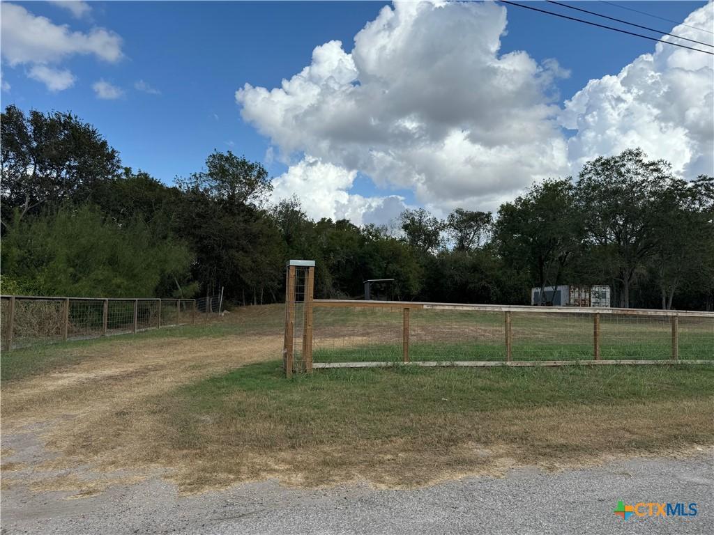 408 W S St, Victoria, TX 77901