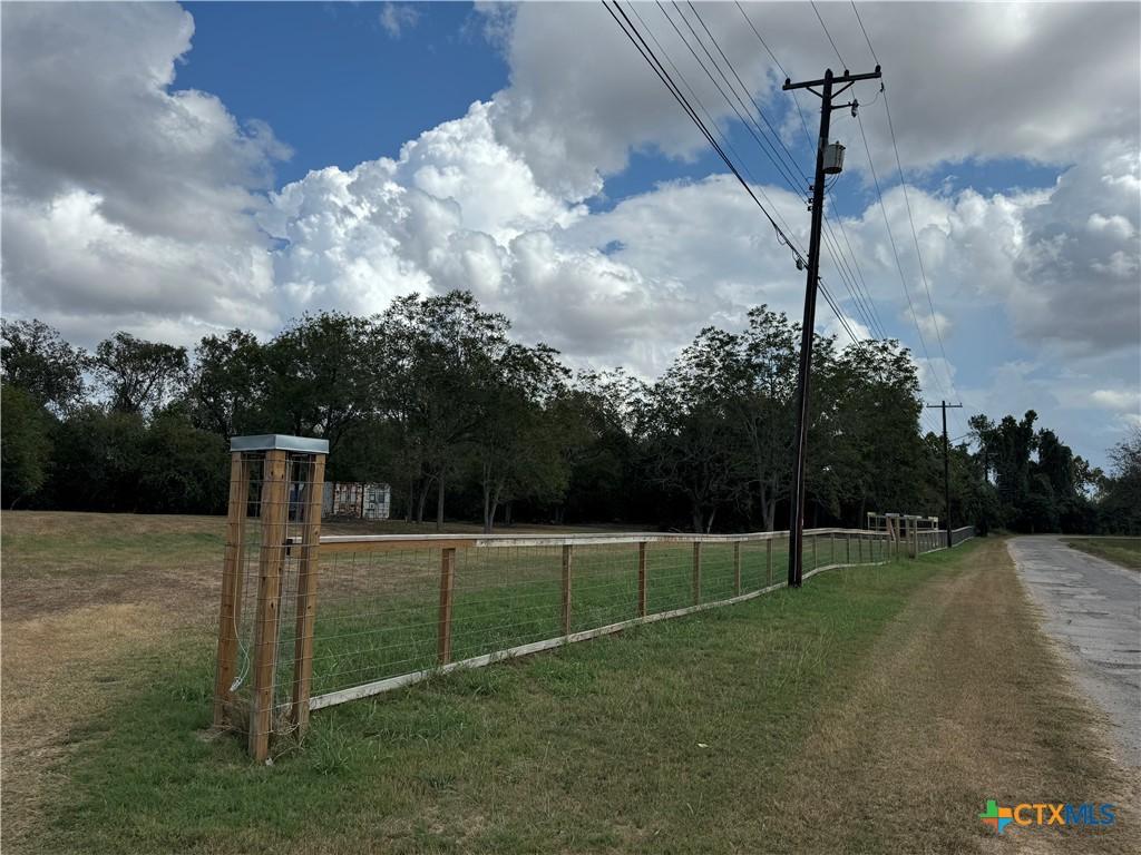 408 W S St, Victoria, TX 77901