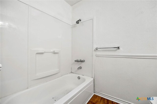 312 Saddle Dr, Copperas Cove, TX 76522 - carpeted spare room featuring a raised ceiling and a ceiling fan