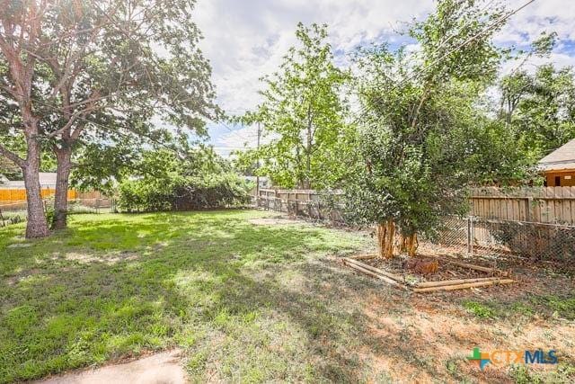 1707 S 43rd St, Temple, TX 76504 - view of yard