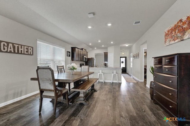 dining room featuring visible vents, recessed lighting, baseboards, and dark wood-style flooring