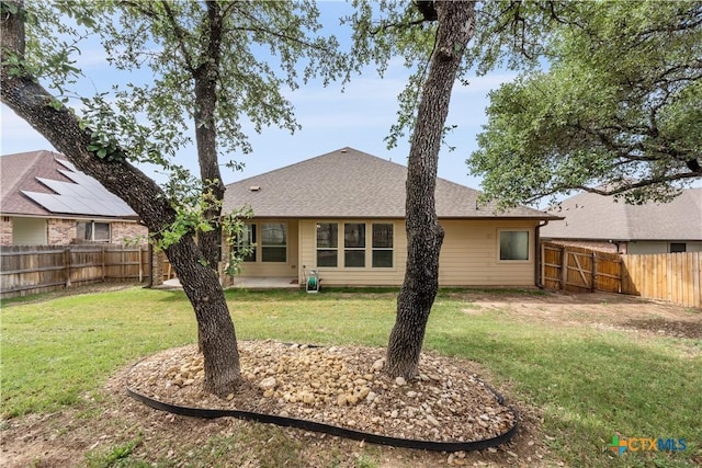 5208 Siltstone Loop, Killeen, TX 76542 - back of house featuring a shingled roof