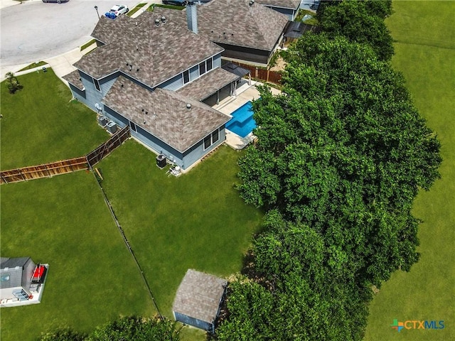 606 Hobby Rd, Copperas Cove, TX 76522 - view of subject property featuring a pool area
